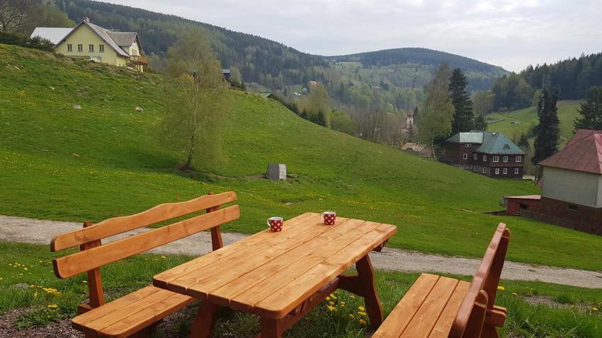 Ski Apartmany Nymburska Chata เปซ โปด ซนีชโกว์ ภายนอก รูปภาพ